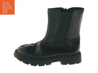 Børnestøvler i sort læder (str. 31 )