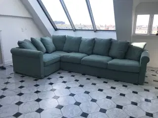Comfortable sofa for sale in perfect condition 