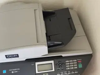 Laser printer 