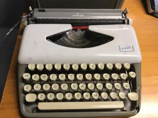 Adler rejseskrivemaskine Tippa 1