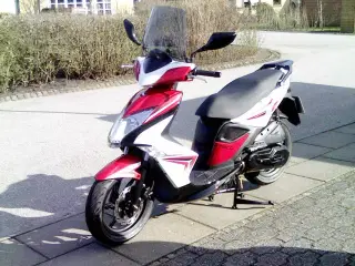 Mc scooter kymco super 8.