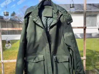 Rulamsjakke og Raincoat.