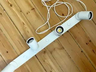 Loftlampe - skinne med 4 LED-spots