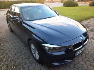 Bmw 320i med automatgear