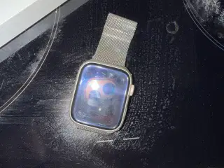 Apple Watch 8 45 mm