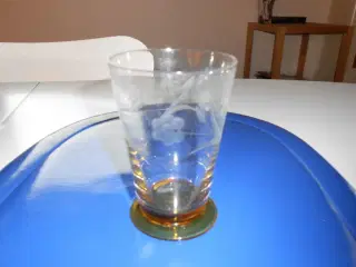 Antik glas