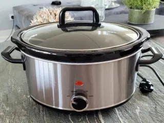 NY Slowcooker  / Nyborg. Kr. 150,- / 4L