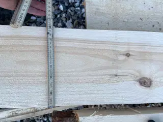Tømmer 5 x 20 cm længde 3,6 mtr. 