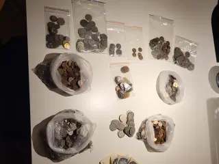 Gamle Mønter/bud modtages 