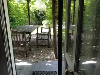 Ligurien, Camogli. T�t ved strand og et stenkast fra natur reservatet ved Portofino i den lille fiskby