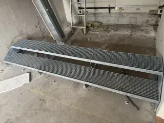 Elefantrist Platform and trappetrin - galvaniseret