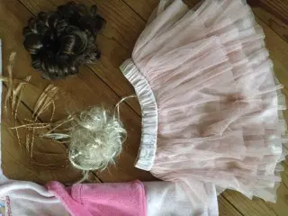 Princess morgenkåbe + skørt mm, inkl fragt