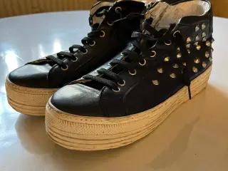 Ash sneakers