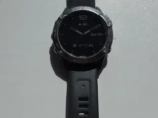 Garmin Fenix 6 smartwatch 47 mm. Kan sendes