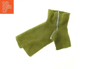 Grøn strikket halsvarmer (str. Hals. ø. 22 cm)