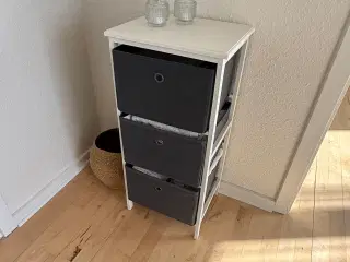 Kommode fra jysk 