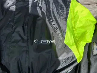 Motorcykel køredragt og regnslt
