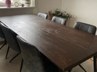 Håndlavet plankebord; spisebord