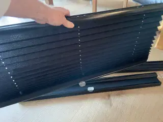 3 stk. plisegardiner i sort