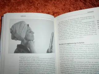 Kvinde bevar dig vel,  Birgit Petersson