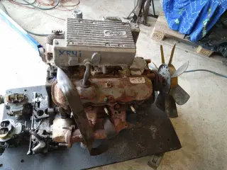 Ford 2.8 V6 Motor