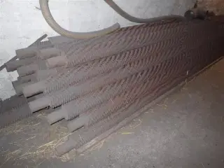 - - - Varmerør/ribberør 2,5`, 100 m