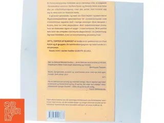 Op til toppen af bjerget af Arne Dahl (f. 1963) (Bog)