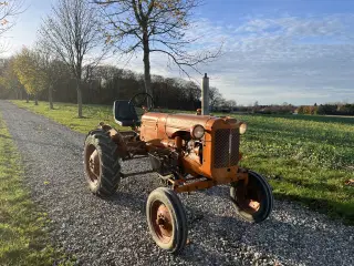 Allis Chalmers D270