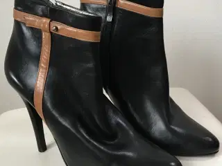 Barbara Bui, støvletter, str 37