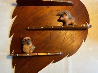 Smukt retro teak blad med hylder 
