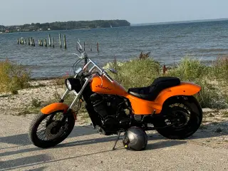 Honda shadow 600