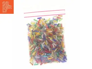 Perler til smykker eller lign (str. Pose 7 x 6 cm)