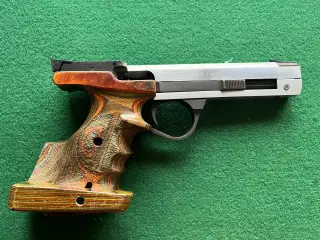 Pistol Frankonia Favorit Cal. 22lr