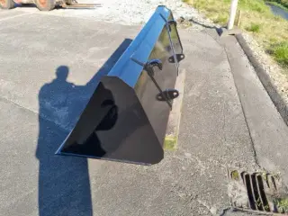 Universal skovl ECO 2000