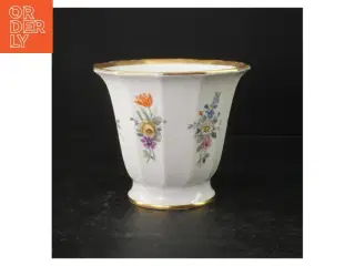 Porcelænsvase fra DJ København med blomstermotiv (str. Ø. 18 cm)