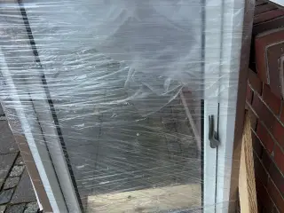 Nyt vindue str 120 x 60 nypris 3000