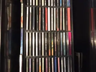 75 originale CD’ere sælges