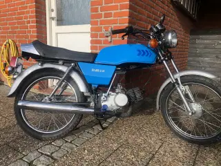 Suzuki DM 50