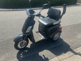  VGA EL  knallert 30 km/t