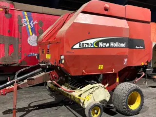 New Holland BR 750 Rundballepresser 