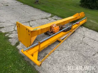 Kran Demag 1000 kg med el hejsa