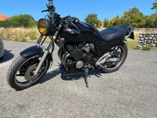 Yamaha XJ600