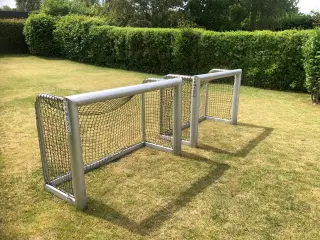 Fuldsvejset aluminiumsmål 187x110 - nypris 9000
