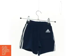 Shorts fra Adidas (str. 98 cm)