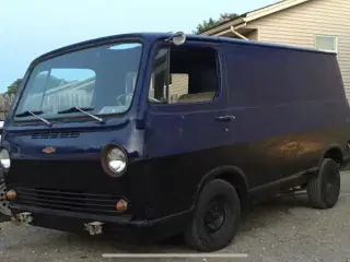 Chevrolet G10 Van 