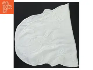 Broderet serviet (str. 60x31 cm)
