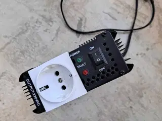 Inverter 12 / 220 volt 