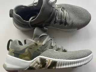 Nike sko Camo - str. 45