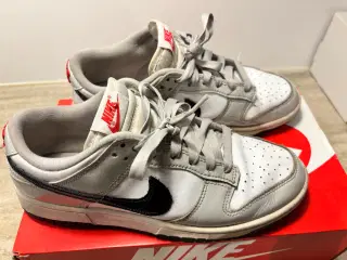Nike Dunk Retro hvid/grå/sort