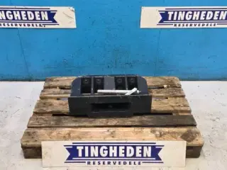 Case Maxxum 145 Frontvægt Holder 82031499